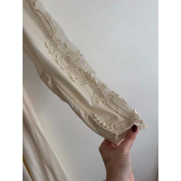 Vintage 1970's Ivory Cream Lace Wedding Dress Size Medium - Picture 7 of 10